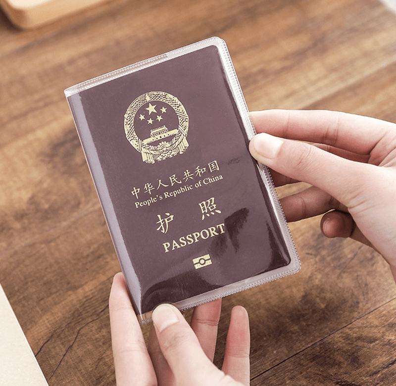 Cestovní pouzdro na pas a dokumenty