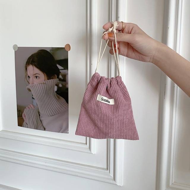 Jednoduchá minimalistická kosmetická taška - růžový