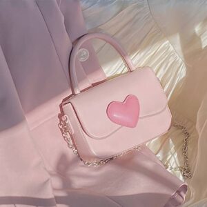 Malá kožená kabelka s motivem srdce