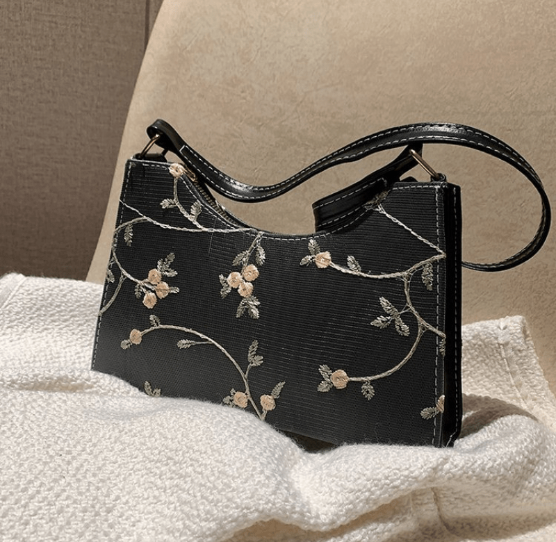 Retro dámská kabelka | Kabelka s výšivkou