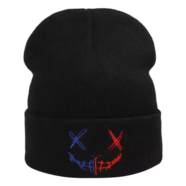 Dámská zimní čepice s výšivkou - 001 XXGB černá