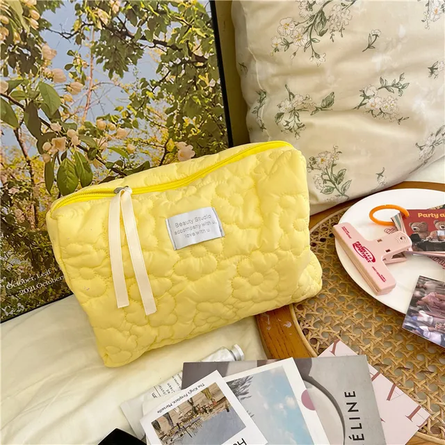 Kosmetická taška s květinovým vzorem - Žlutá
