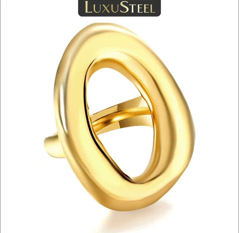 Stylový nerezový prsten ve zlaté barvě