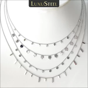 Stylový náhrdelník ve stříbrné barvě