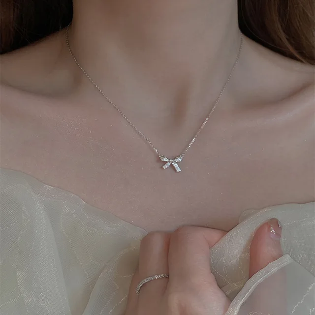Elegantní dámský náhrdelník - 3