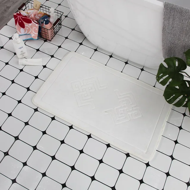 Protiskluzový koupelnový koberec z paměťové pěny - 11, 40x60 cm