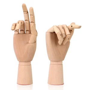 Dřevěný model ruky s pohyblivými klouby pro kreslení