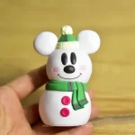 Vánoční Mickey Mouse figurka sněhulák